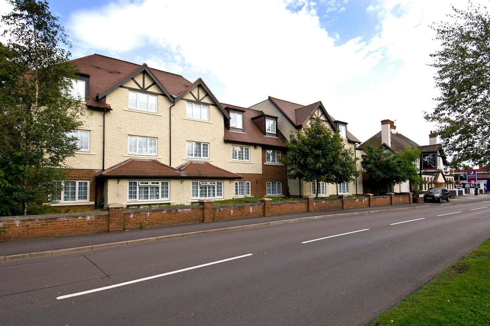 Premier Inn Birmingham North - S.Coldfield Hotel in The Royal Town of Sutton Coldfield