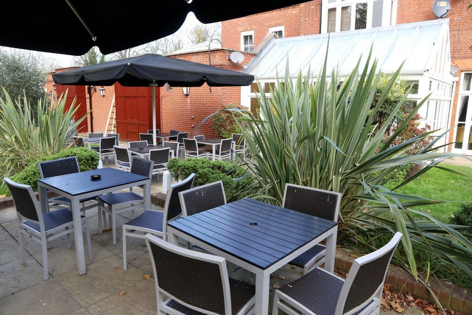 Premier Inn London Croydon South - A212 Hotel in Croydon