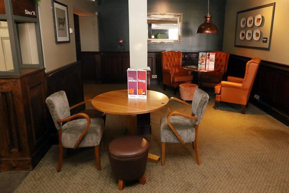 Premier Inn London Croydon South - A212 Hotel in Croydon