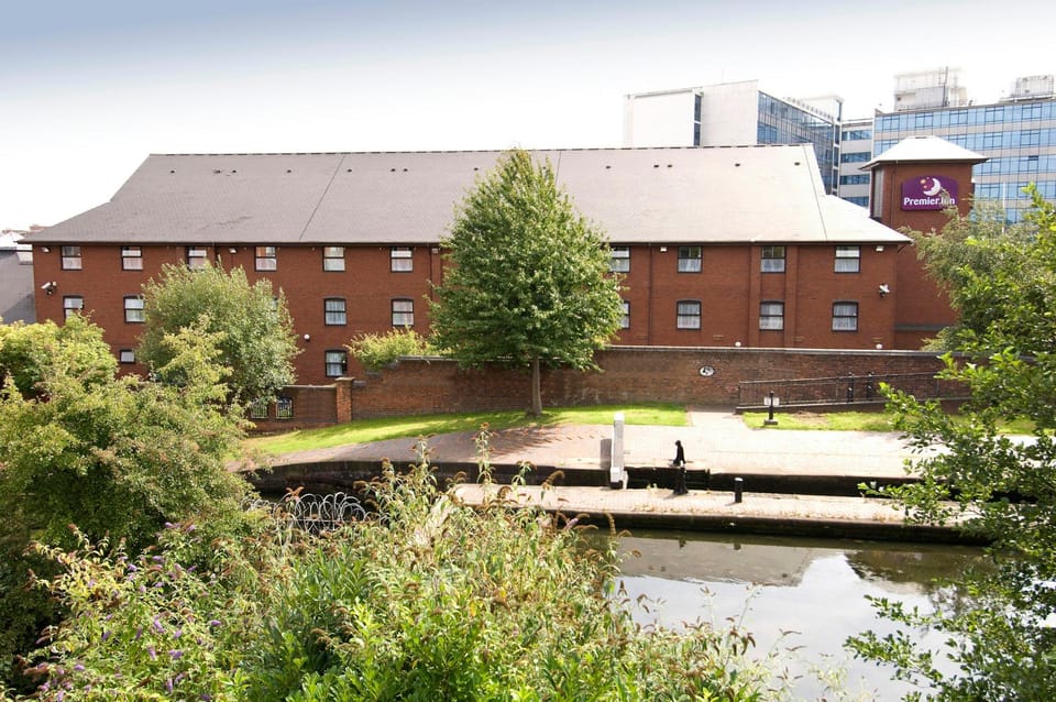 Premier Inn Birmingham City - Aston Hotel in Birmingham