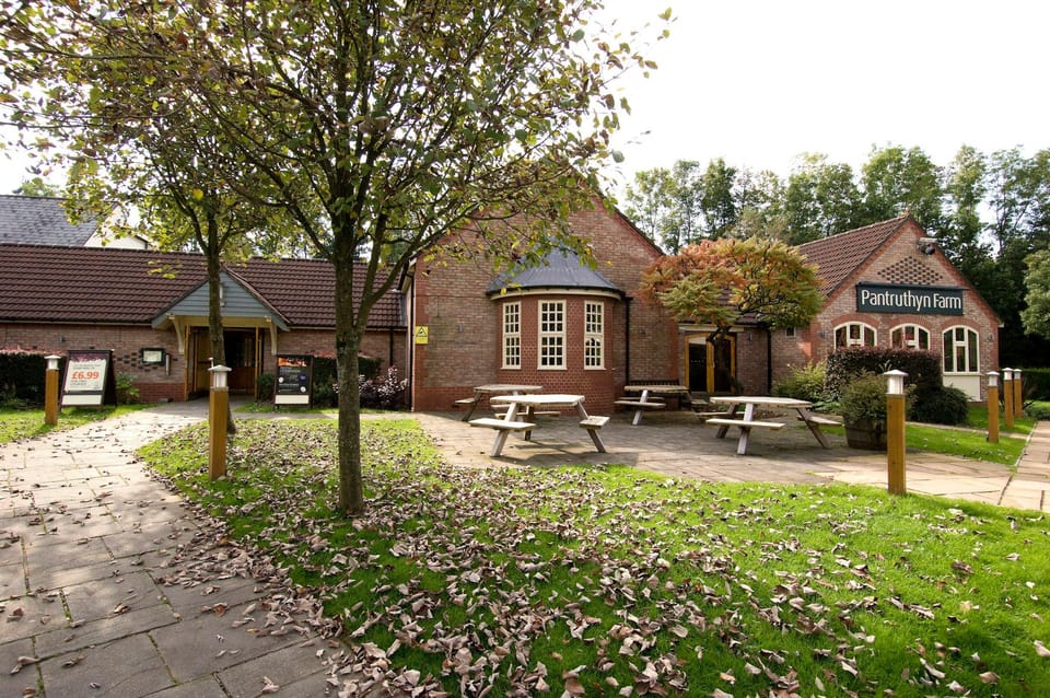 Premier Inn Bridgend - M4 J35 Hotel in Wales