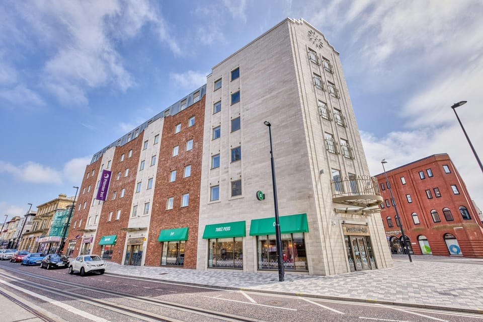 Premier Inn Blackpool - North Pier Hotel in Blackpool