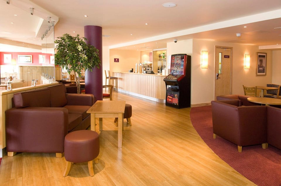 Premier Inn Cambridge - A14 J32 Hotel in Cambridge