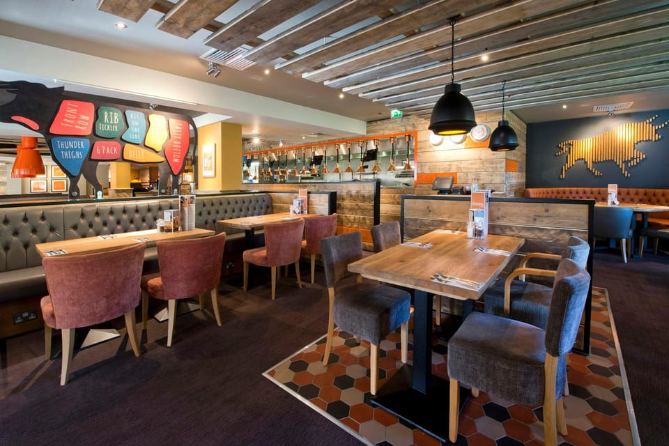 Premier Inn Cirencester Hotel in Cirencester