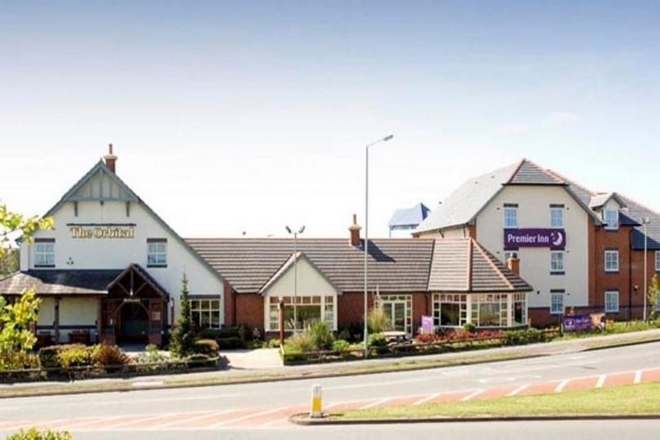 Premier Inn Cannock - Orbital Hotel in England