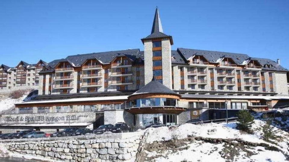 Fun Aragon Hills Hotel & Spa Hotel in Formigal