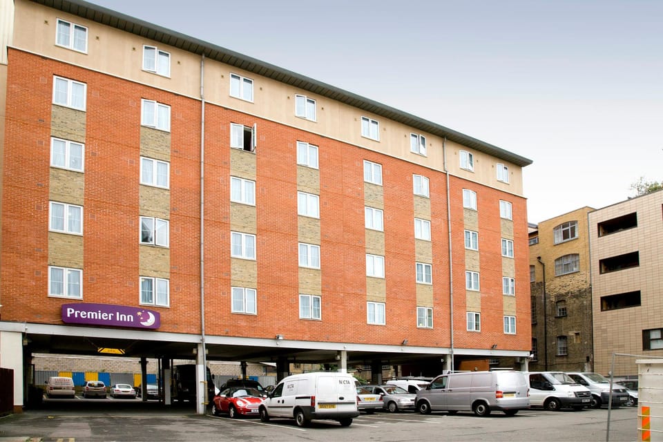 Premier Inn London Tower Bridge Hotel in London Borough of Southwark
