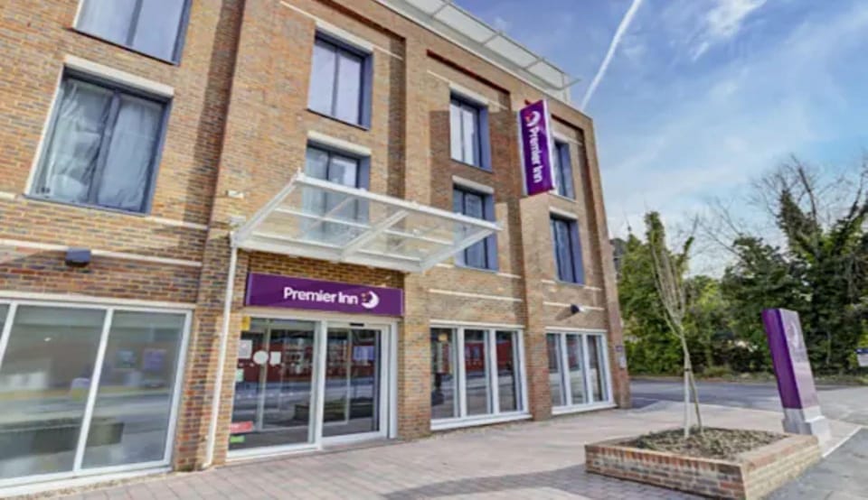 Premier Inn Haywards Heath Hotel in Mid Sussex District