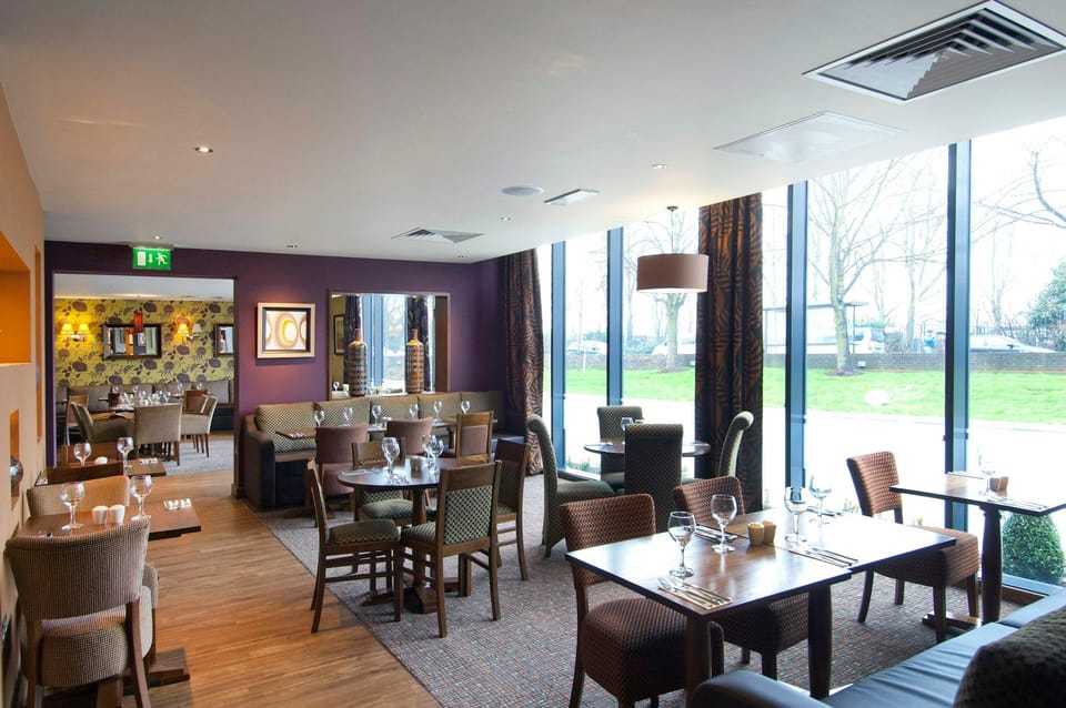 Premier Inn Heathrow Airport Terminal 5 Hotel in London Borough of Hillingdon