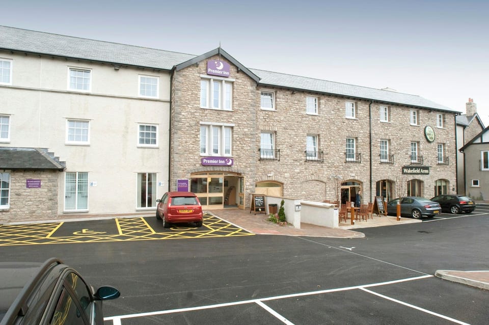 Premier Inn Kendal Central Hotel in England