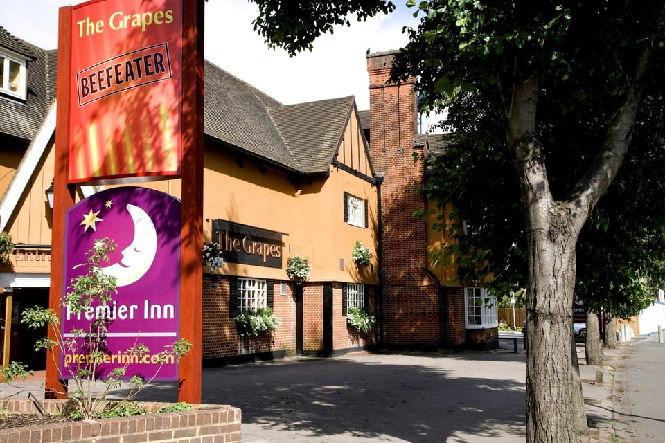 Premier Inn London Hayes North Hotel in Southall