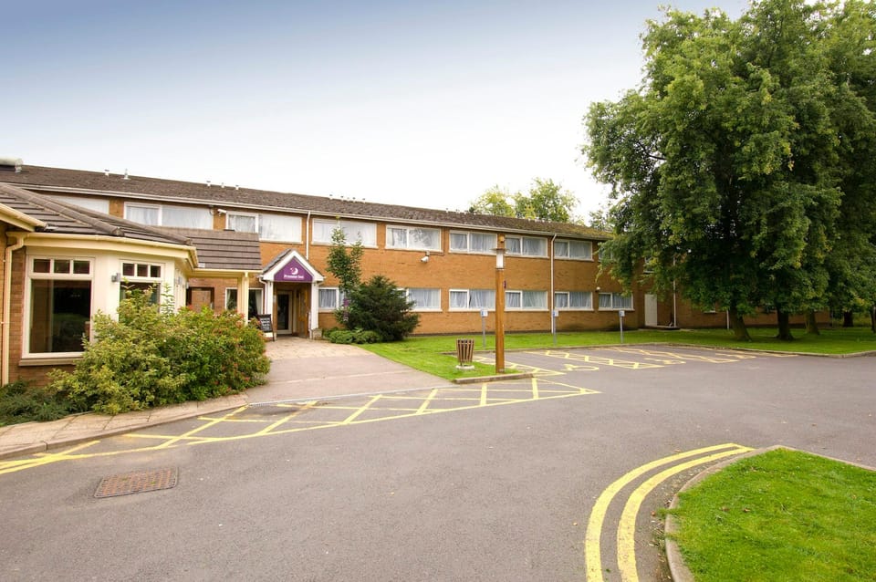 Premier Inn Leicester - Forest East Hotel in Leicester