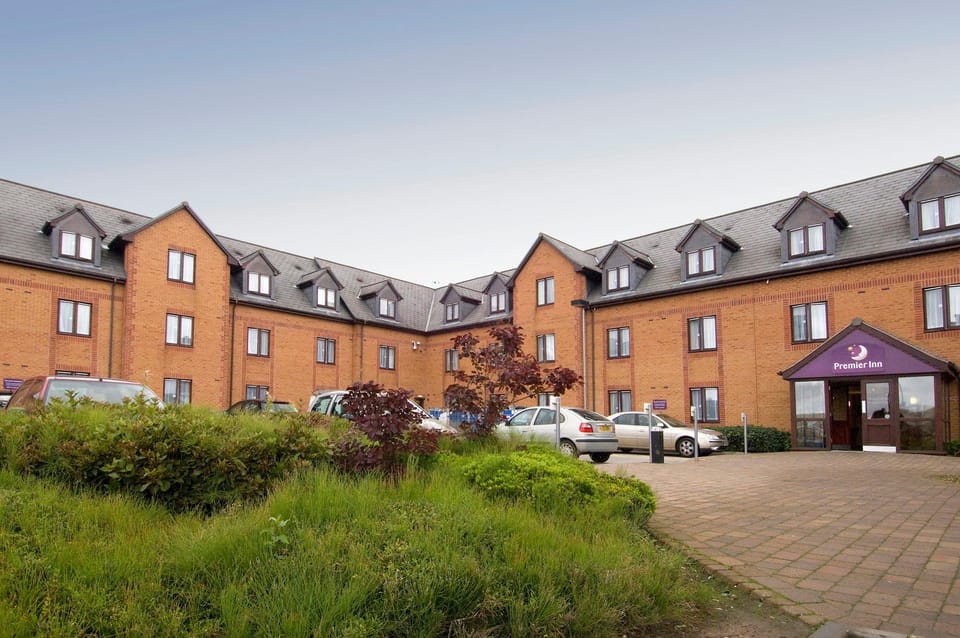 Premier Inn Stafford North - Hurricane Hotel in Stafford