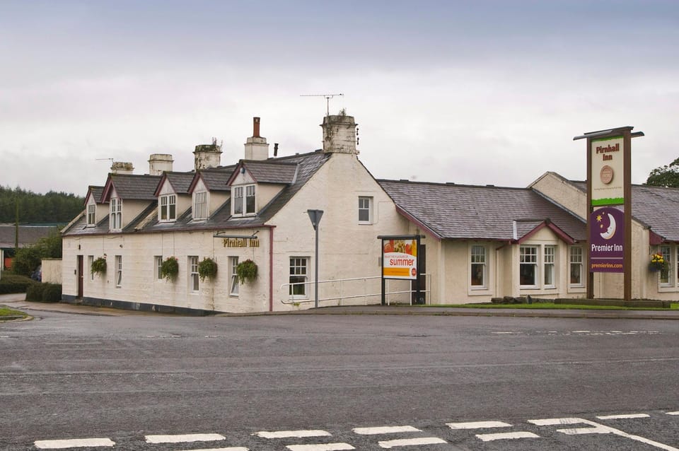 Premier Inn Stirling South - M9 J9 Hotel in Scotland