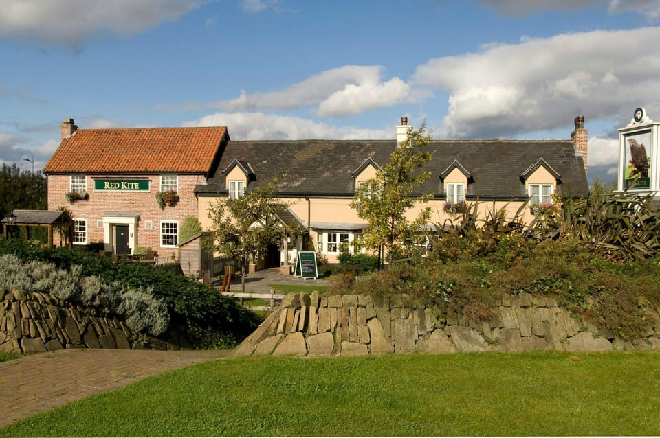 Premier Inn Wakefield South - M1 Jct39 Hotel in Wakefield