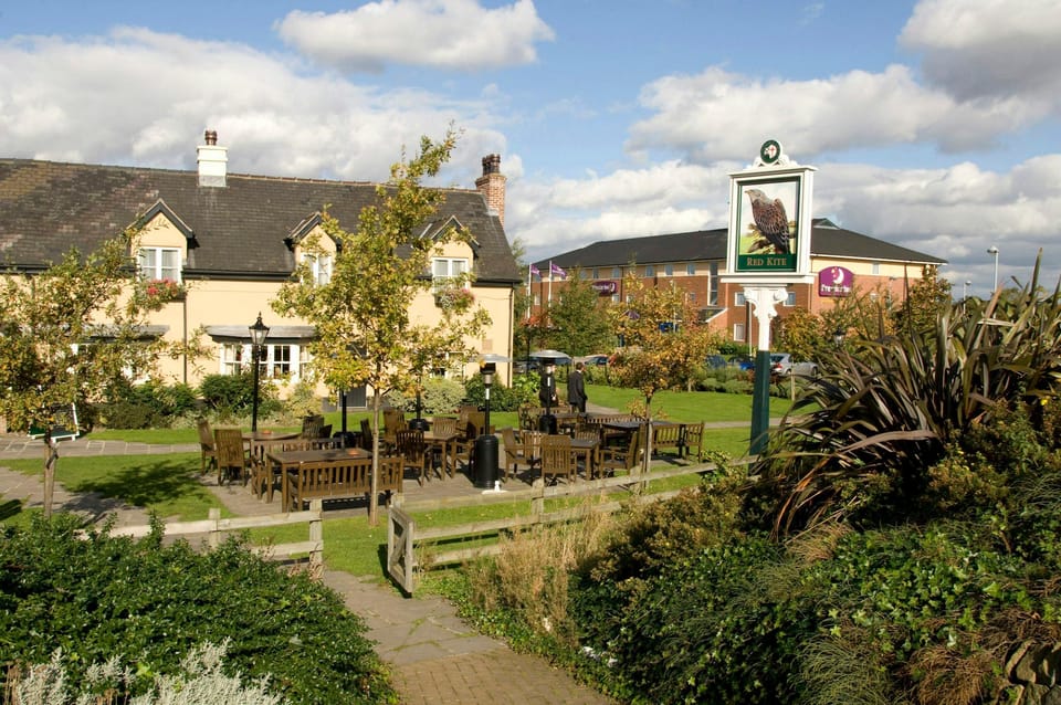 Premier Inn Wakefield South - M1 Jct39 Hotel in Wakefield