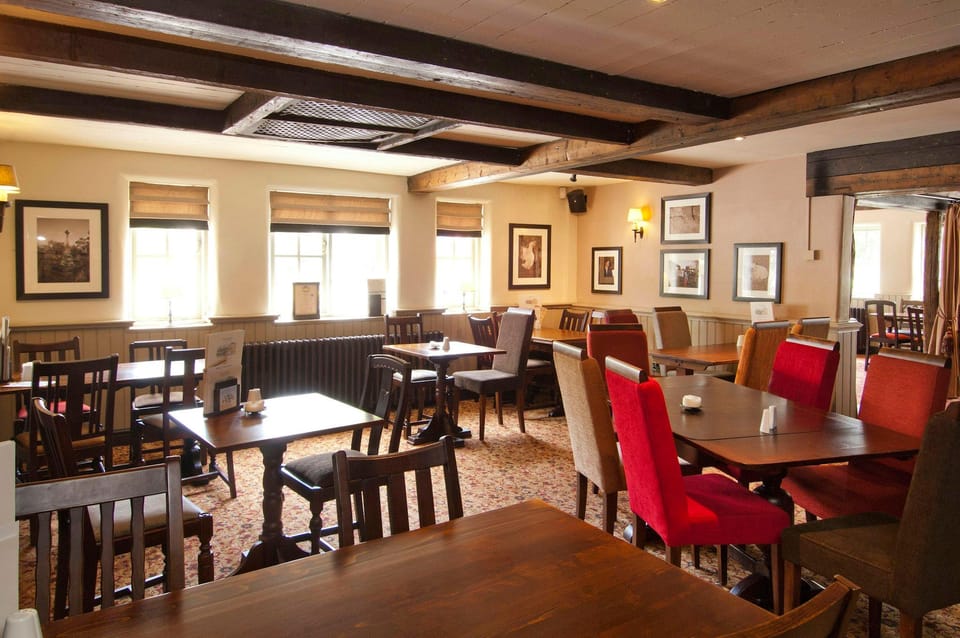 Premier Inn Manchester - Handforth Hotel in England