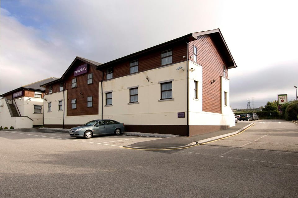 Premier Inn Newquay - A30/Fraddon Hotel in England