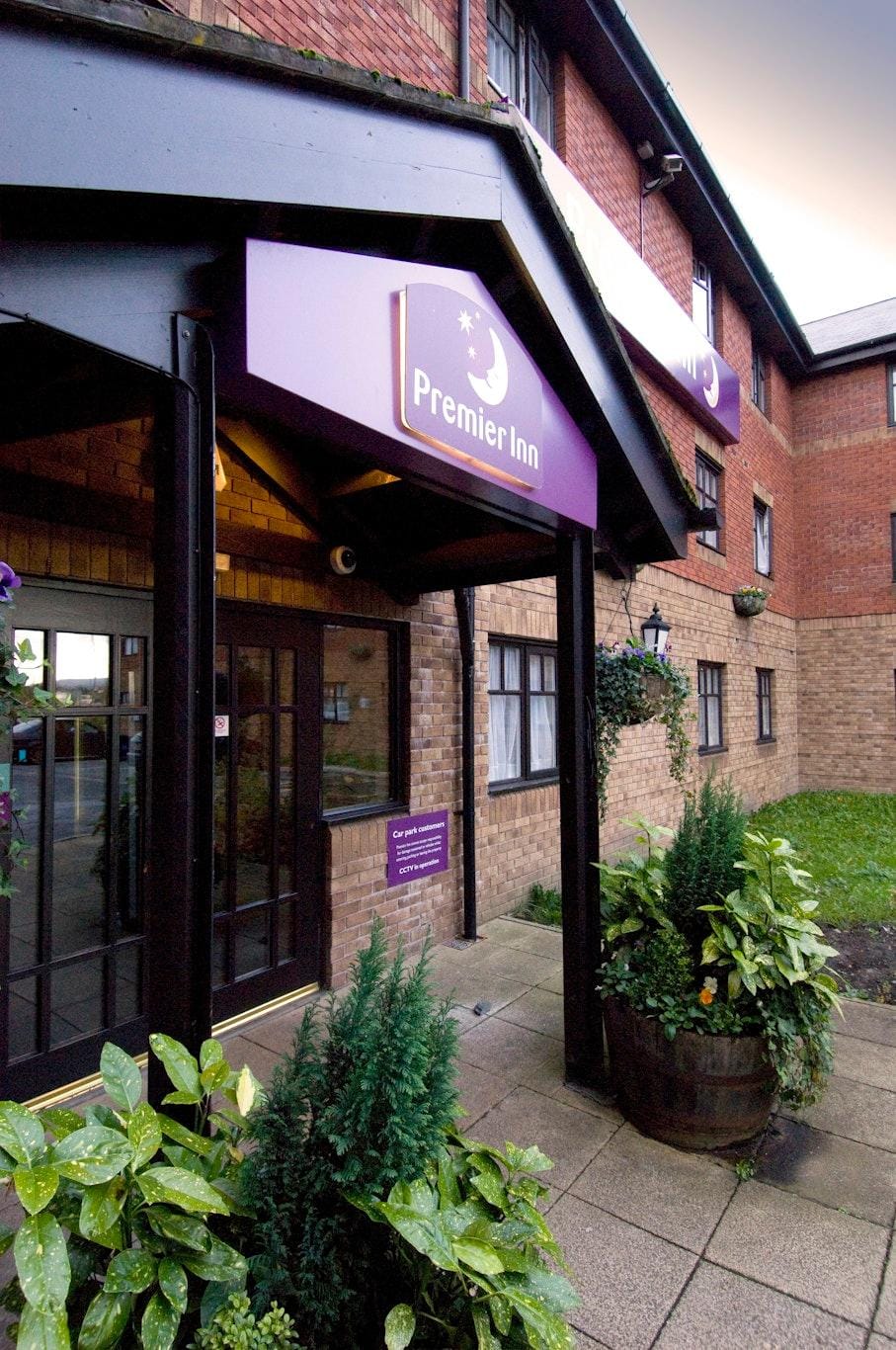 Premier Inn Manchester Tameside Hyde Hotel in High Peak District
