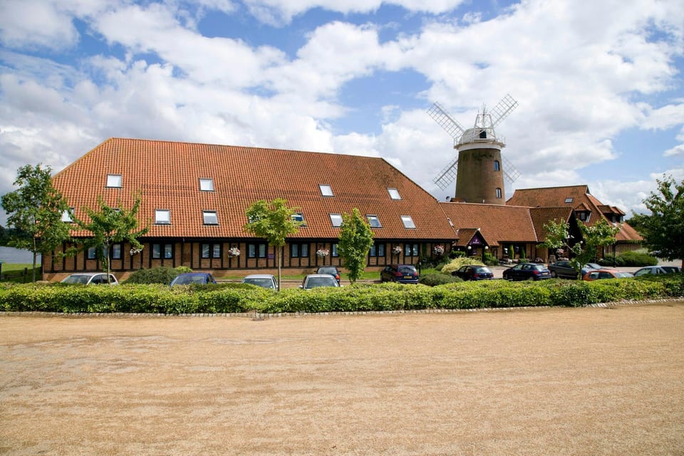 Premier Inn Milton Keynes South Hotel in Aylesbury Vale