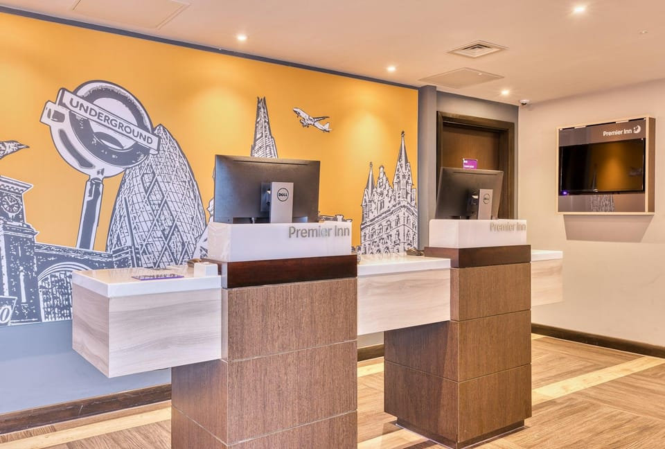 Premier Inn Milton Keynes Central - Avebury Boulevard Hotel in Milton Keynes