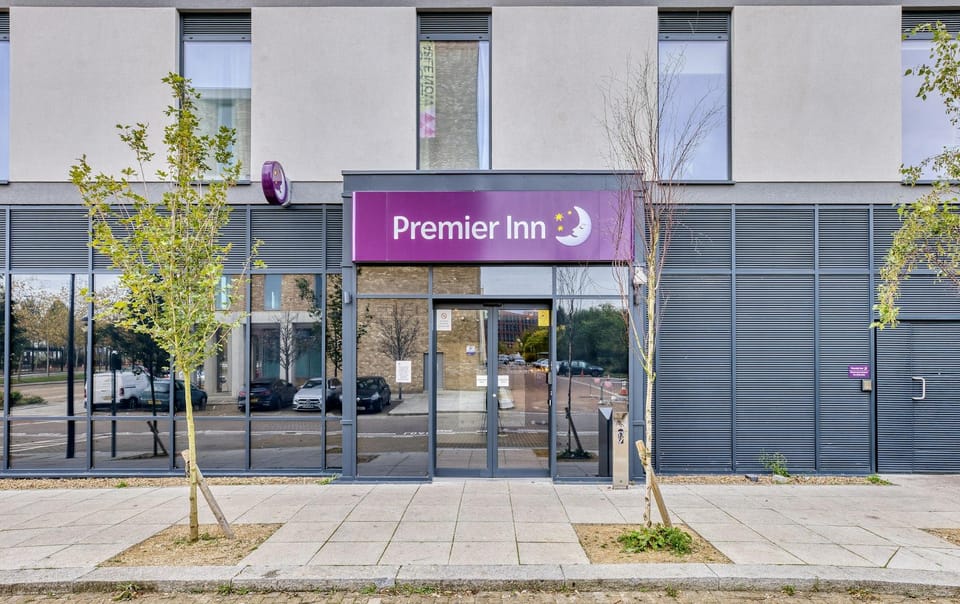 Premier Inn Milton Keynes Central - Avebury Boulevard Hotel in Milton Keynes