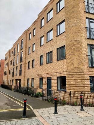 2 Bedroom Luxury Apartment! CityCenter FreeParking Hotel in Derby