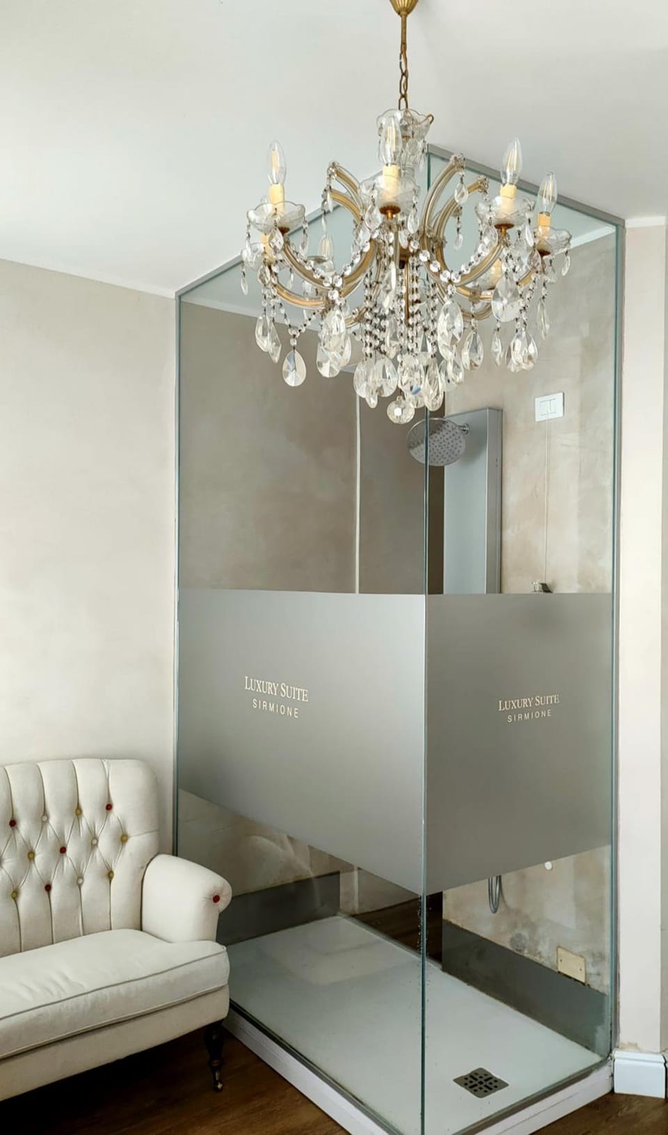 Luxury Suite Sirmione Hotel in Sirmione