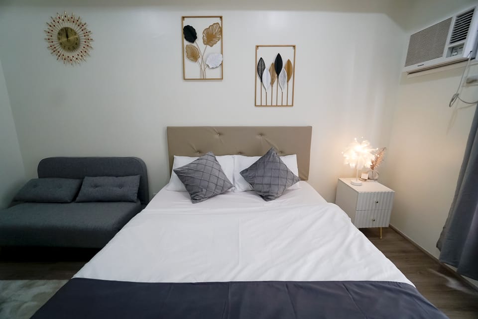 The Median Condominium near it park IRM Apartment hotel in Lapu-Lapu City