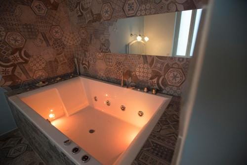 Nereidi Suites Hotel in Salerno
