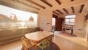 Huayang Nianhua Homestay (Jiucai'ao Beach Branch) Hotel in Zhejiang