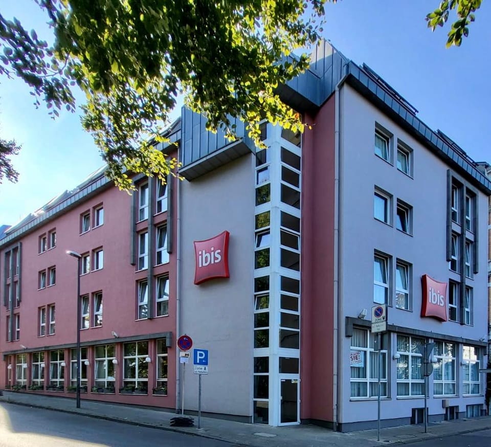 ibis Aachen Marschiertor - Aix la Chapelle Hotel in Aachen