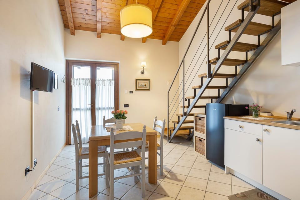 BB10 OASI Hotel in Lombardy