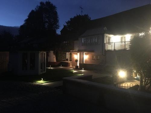 Thames Edge Rooms Hotel in South Oxfordshire District