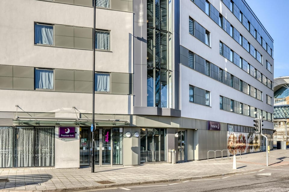 Premier Inn Southampton City Centre - West Quay Hotel in Southampton