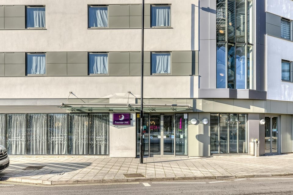 Premier Inn Southampton City Centre - West Quay Hotel in Southampton