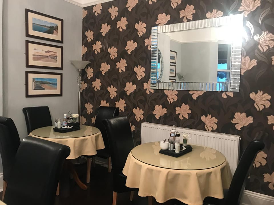 Arran Lodge B&B Hotel in Torquay