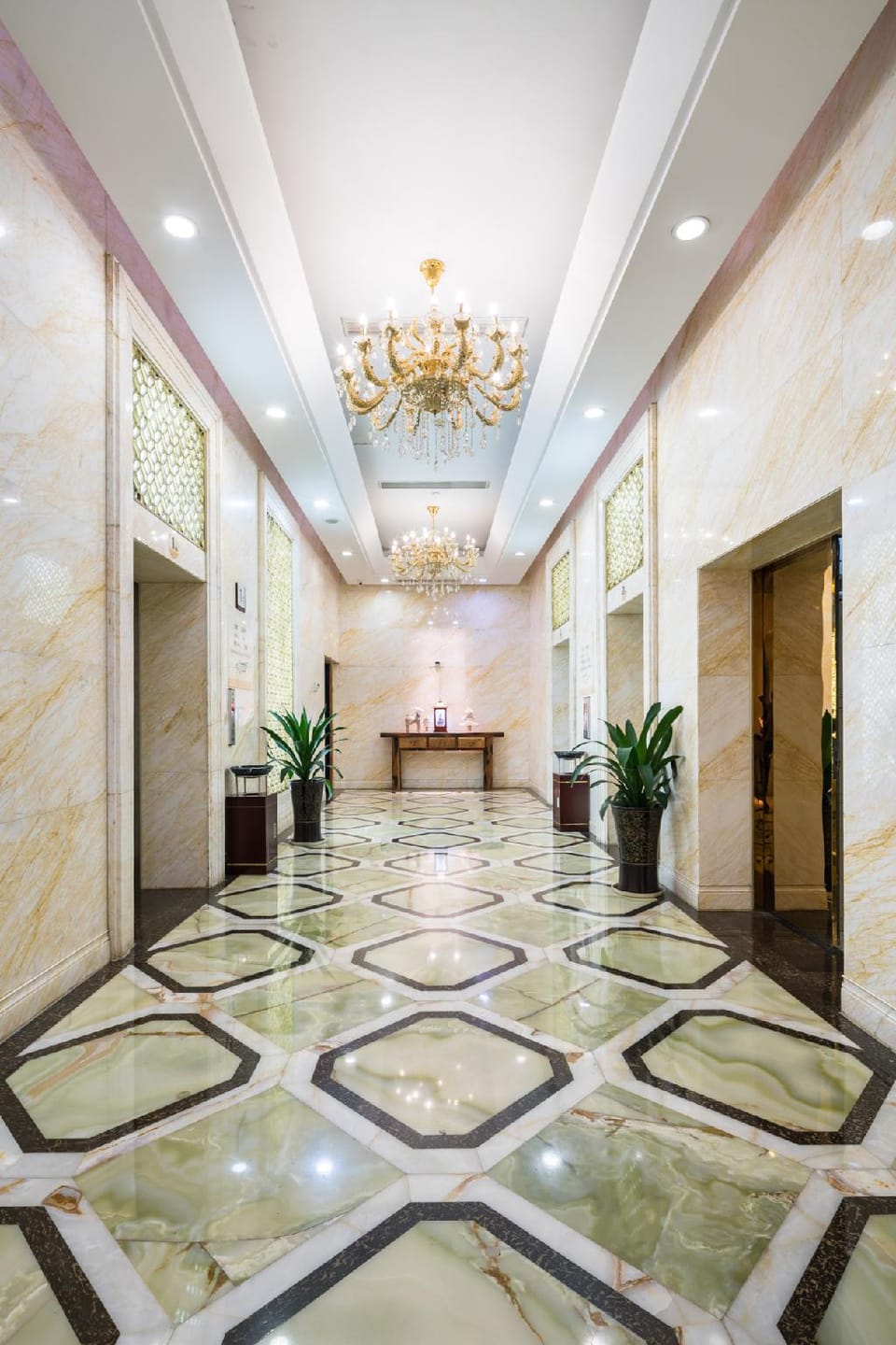 Hangzhou Binjiang Maison New Century Hotel Hotel in Hangzhou