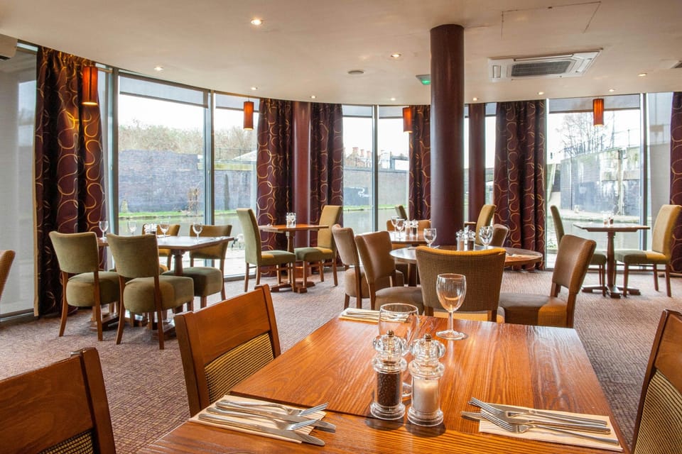 Premier Inn Nottingham Arena - London Road Hotel in Nottingham