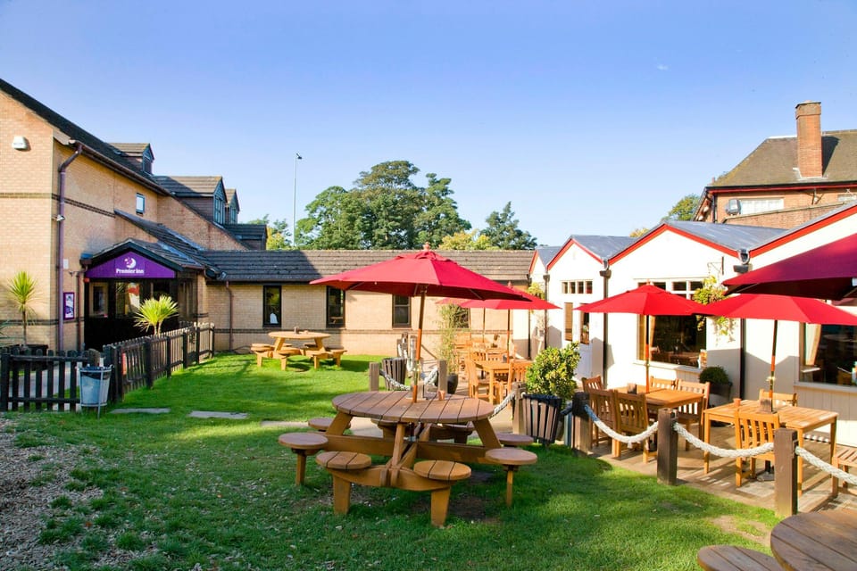 Premier Inn Northampton South - Wootton Hotel in Northampton