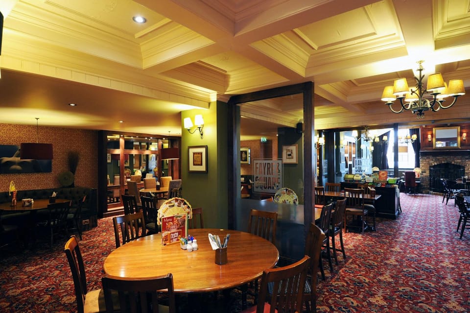 Premier Inn Northampton South - Wootton Hotel in Northampton