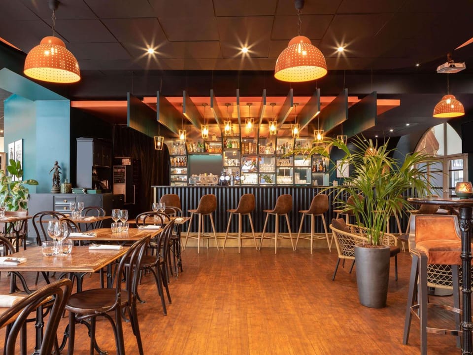 Bar/lounge