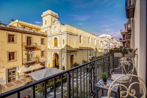 Sorrento Square Suites Hotel in Sorrento