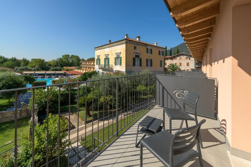 Regina del Garda Suite Hotel in Lake Garda