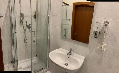 marconi 22 rooms Hotel in Bologna