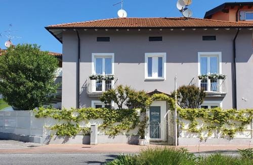 Romantic Home Hotel in Sirmione