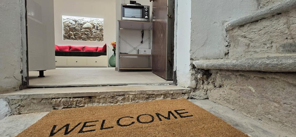 The white cave- Bluchalet Hotel in Riomaggiore