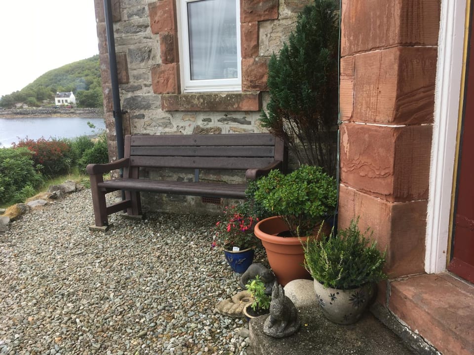 Dunivaig B&B Hotel in Scotland