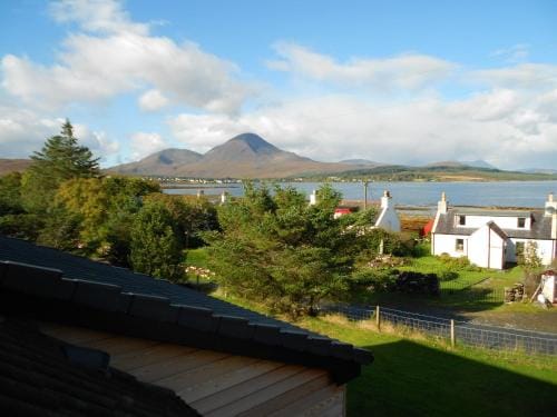 Breakish Escape B&B-near Broadford Hotel in Scotland