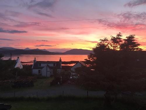 Breakish Escape B&B-near Broadford Hotel in Scotland